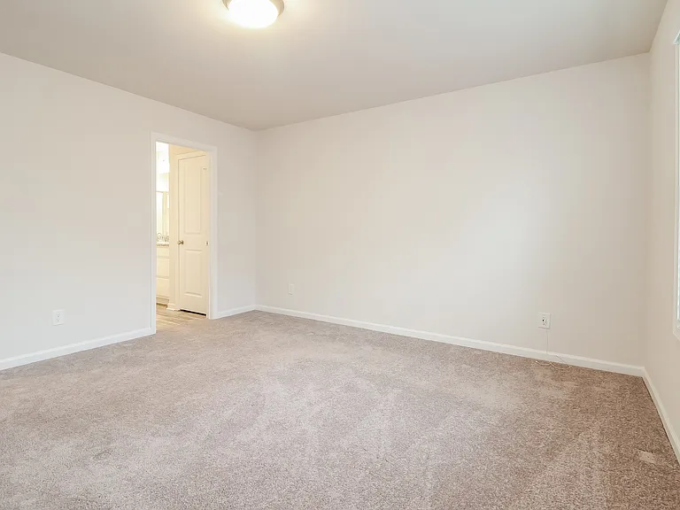 10 Oak Rose Dr — Photo 12