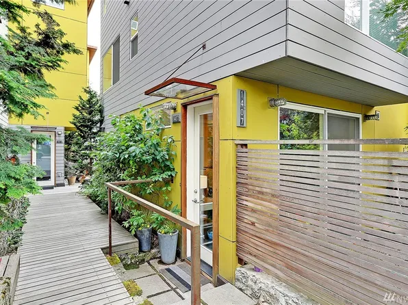1407B E Fir St, Seattle, WA 98122