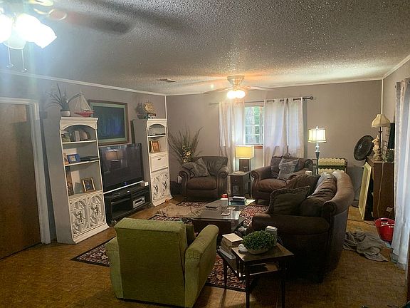 16x25 living area 