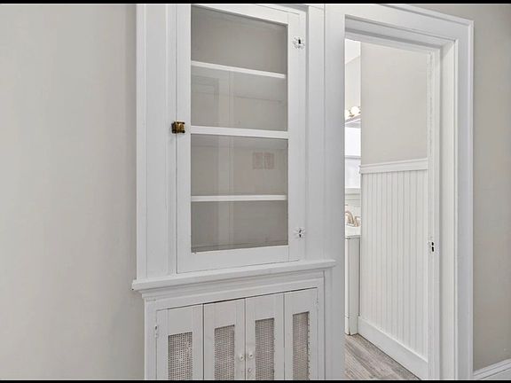 3rd image of 93 Homestead Ave #2