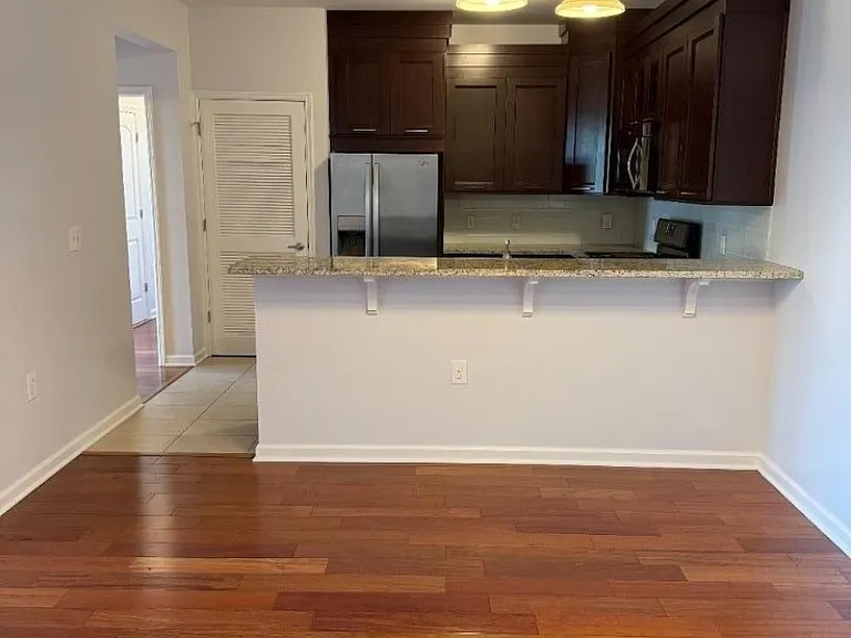 102 E Elizabeth Ave #406 — Photo 10