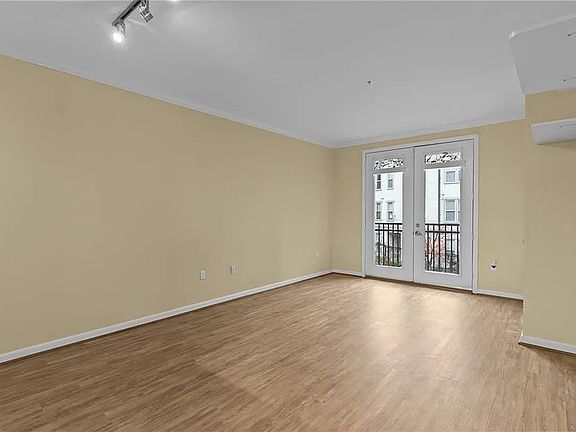 4th image of 1000 Providence Pl APT 219