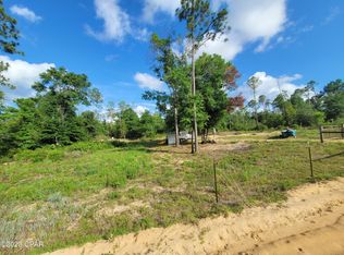 3619 Lakeside Dr, Chipley, FL 32428