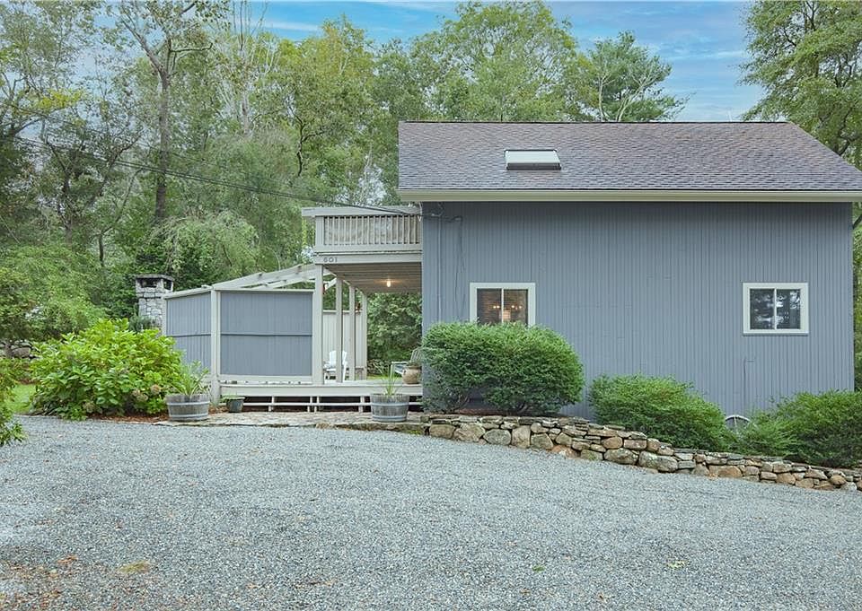 601 Main St, Hope Valley, RI 02832 Zillow