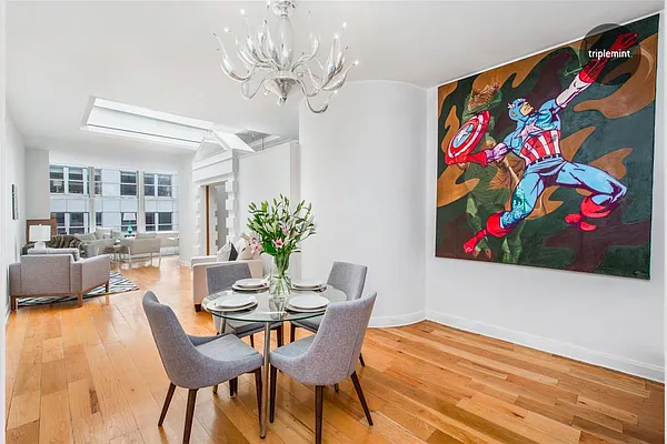 Sold by Triplemint | media 14