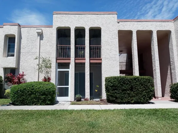 536 Orange Dr APT 14, Altamonte Springs, FL 32701