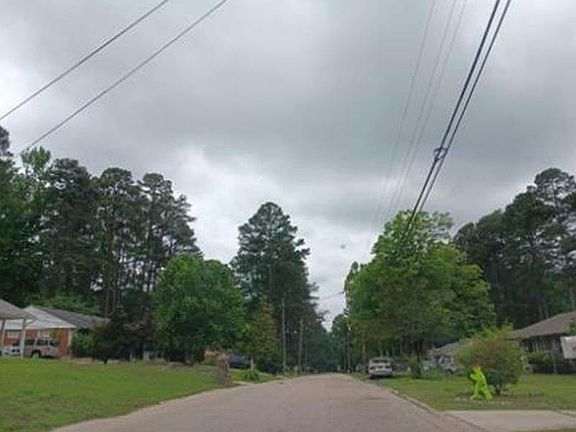 4th image of 446 Glenbrook Dr