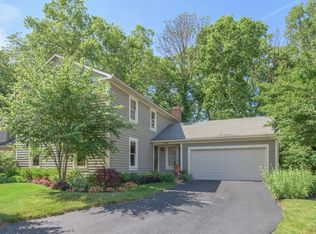 3484 Greenbank Ct, Columbus, OH 43221