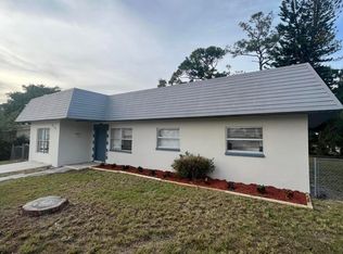 919 SE 10th St, Stuart, FL 34994