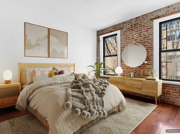 199 E 7th St APT 4E, New York, NY 10009