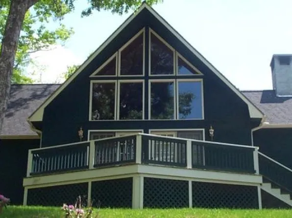 559 Chalet Village Ln #559, Dillard, GA 30537