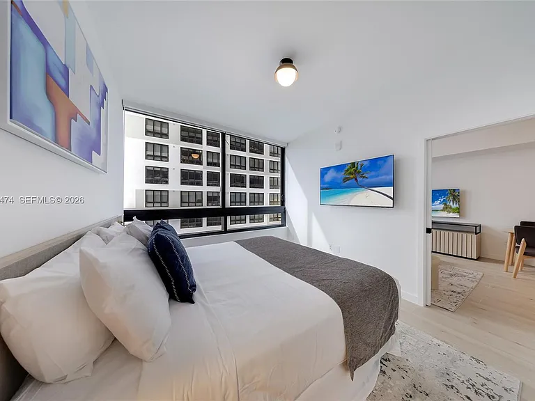 225 N Miami Ave #1510 — Photo 5