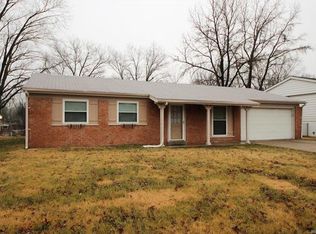 50 Concord Dr, Fairview Heights, IL 62208