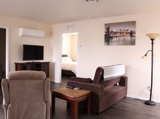 744 S 4th St #B, Coos Bay, OR 97420