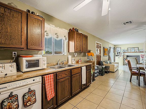 5th image of 11430 E Crescent Ave