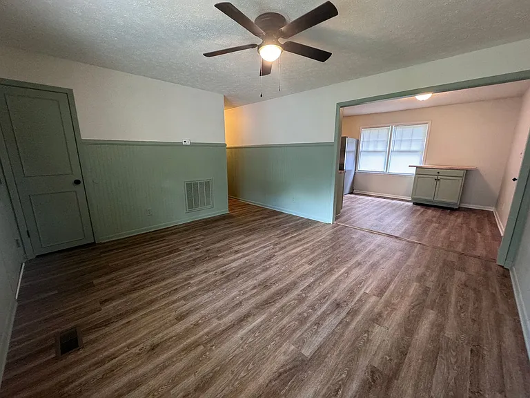 652 Monagan St — Photo 5