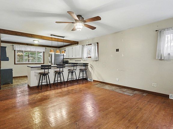 4th image of 2286 W Fair Ave