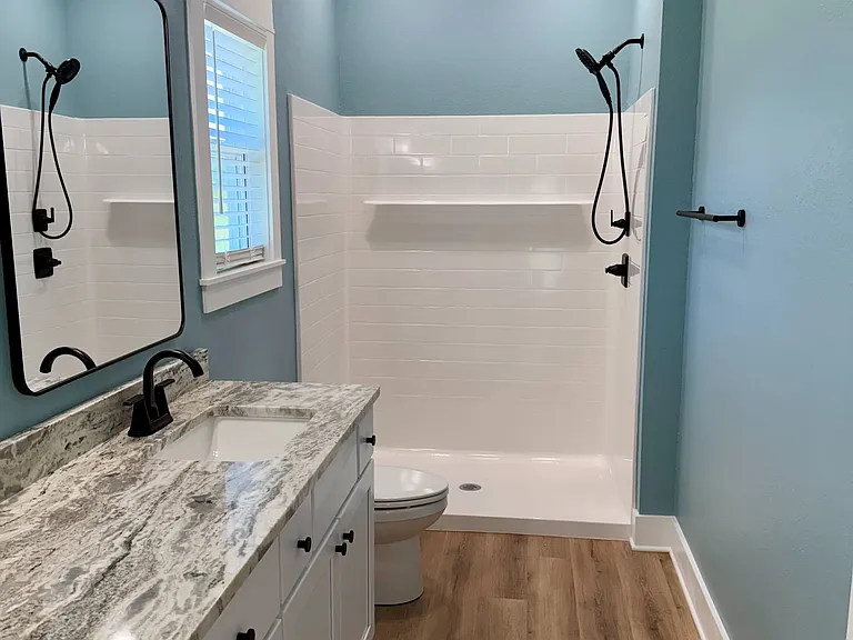 105 Adams Dr — Photo 16