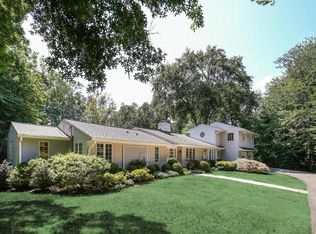 30 Old Oak Rd, Darien, CT 06820