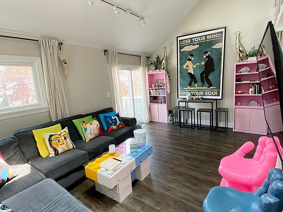3rd image of 607 Bird Ave #A