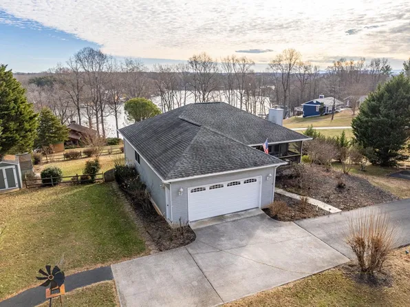 3930 Hales Ford Rd, Moneta, VA 24121