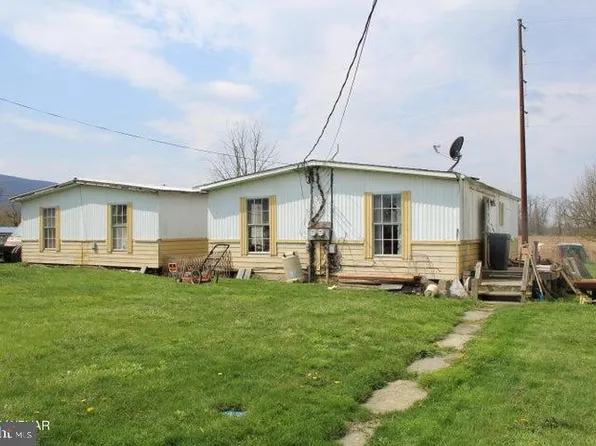 202 Maryland Ave, Jersey Shore, PA 17740