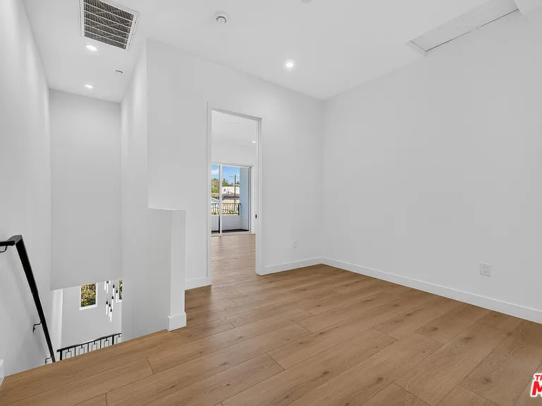 2424 N Council St — Photo 16