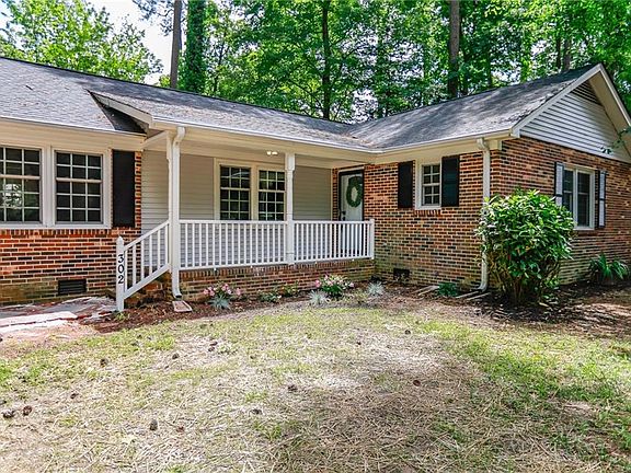 2nd image of 302 Whispering Pine Dr