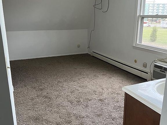 5th image of 229 Park St #D