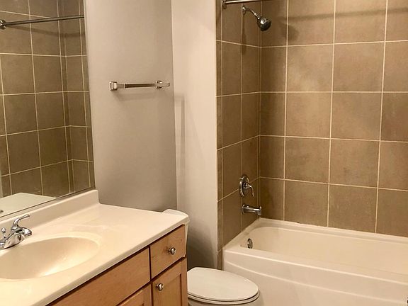 5th image of 1000 N Kingsbury St Unit Gu39