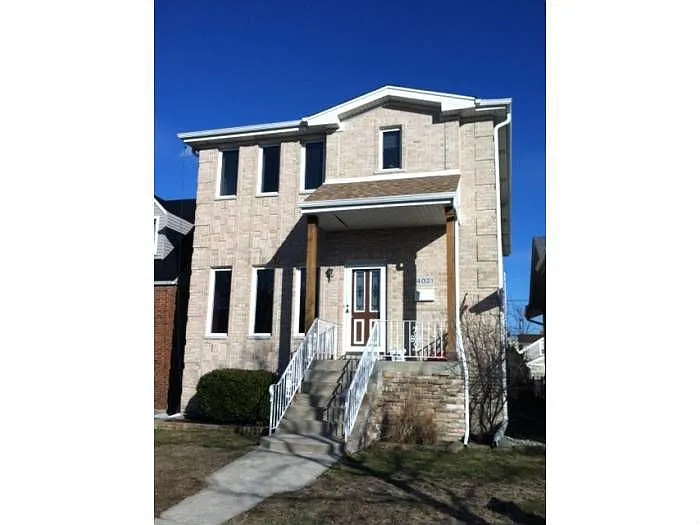 4021 N Oketo Ave photo 1