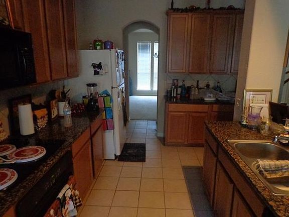 3rd image of 4853 Kingfisher Ln