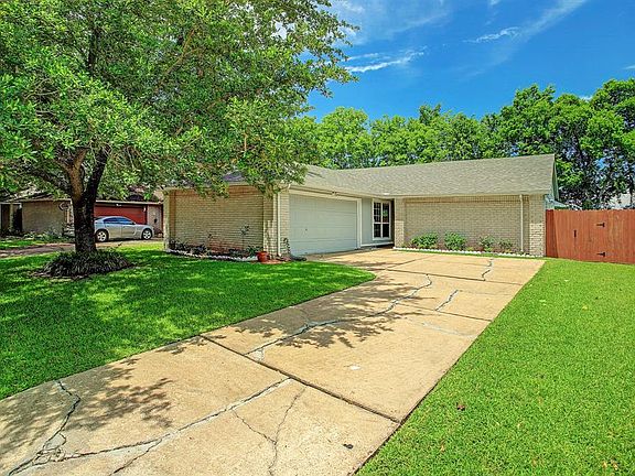 2nd image of 17234 Pastoria Dr