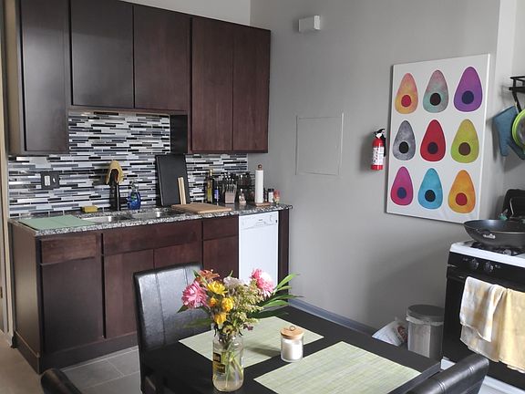 2nd image of 2511 W North Ave #3R