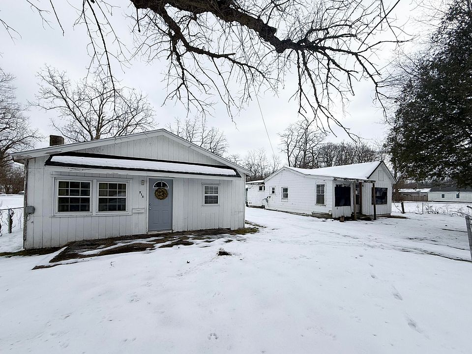 1st image of 217 Andrew St