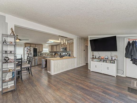 5th image of 47 Lloyd St #47
