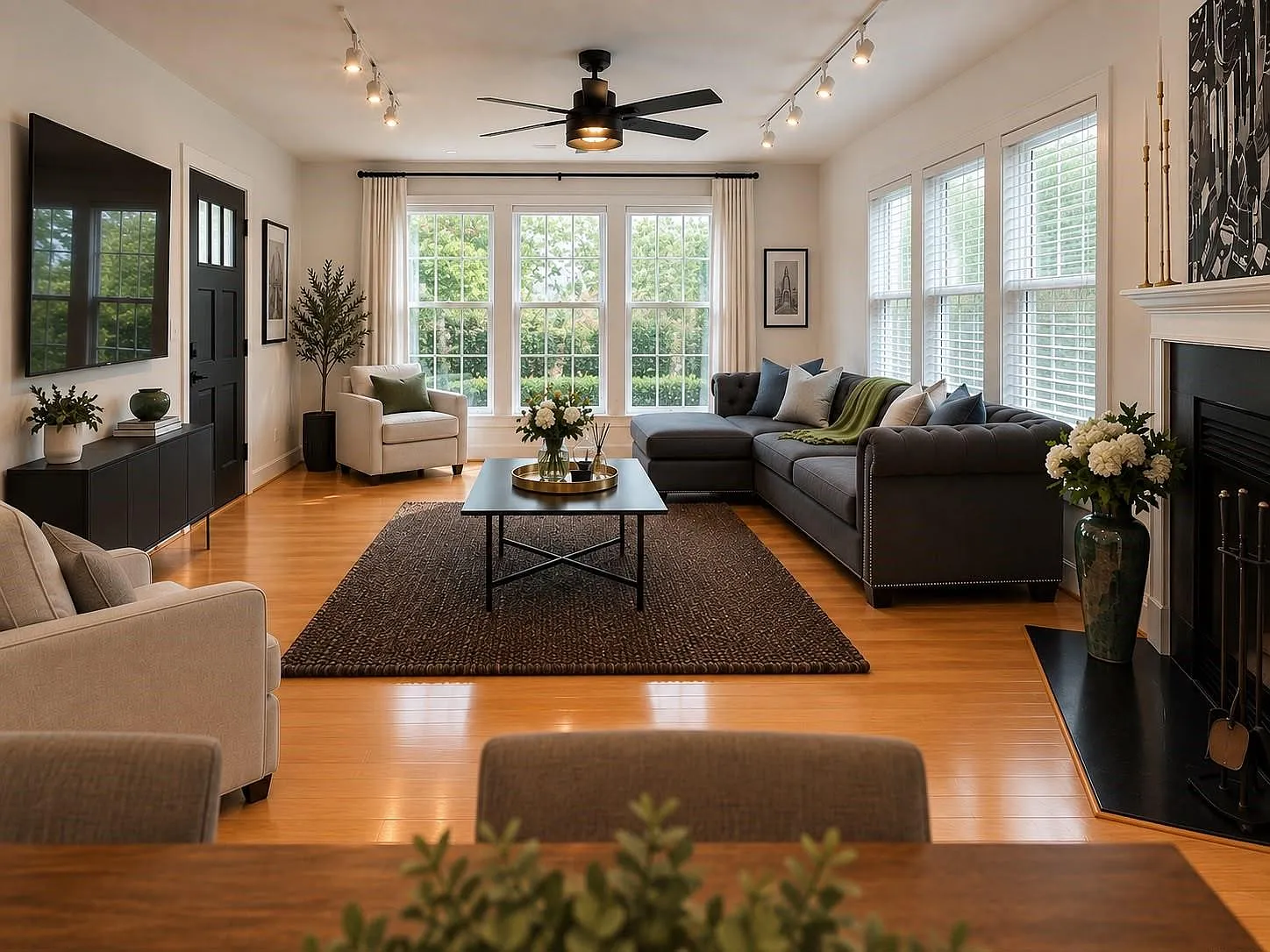 2 bed, 2.0 bath, 1623 sqft, $5,998 — Photo 3