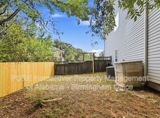 206 Park Village Cir, Alabaster, AL 35007