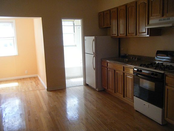 2nd image of 164 Brighton Ave #2