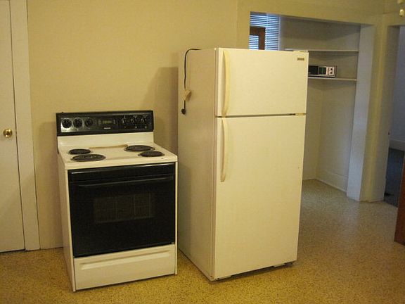 4th image of 705 Perrysville Ave