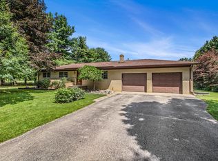 120 Keddle Rd, Howell, MI 48843