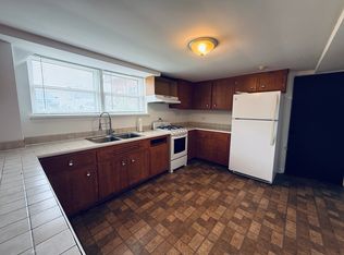 116 N Cass Ave #G, Westmont, IL 60559