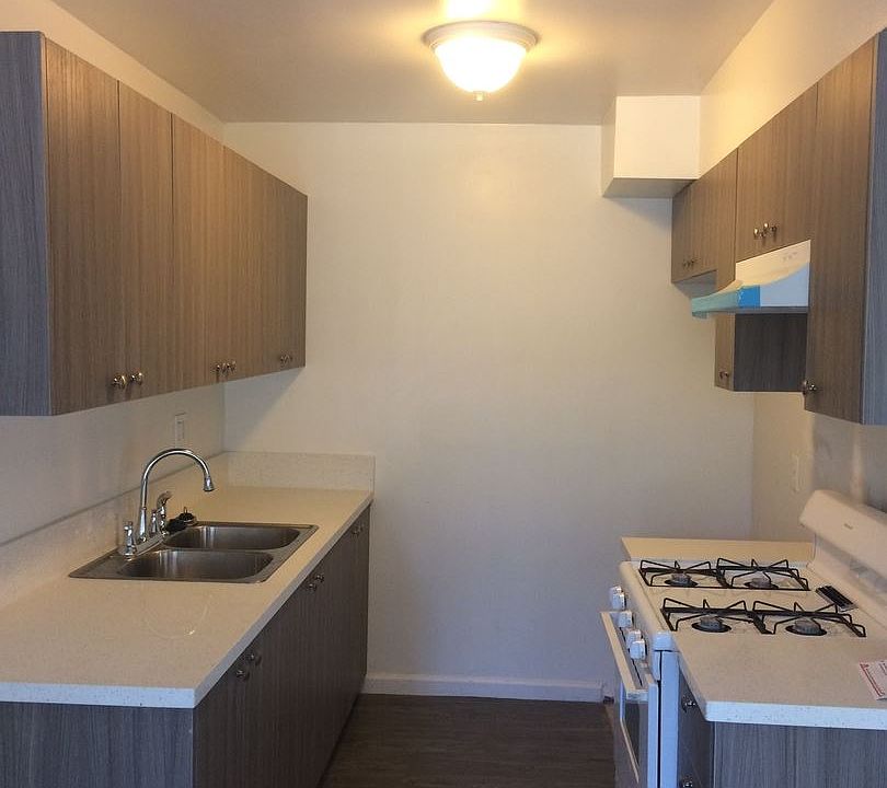 1st image of 10239 Darby Ave