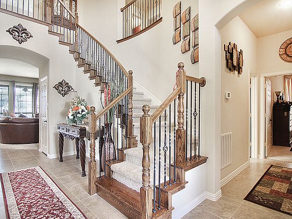 2nd image of 6205 Higier Court