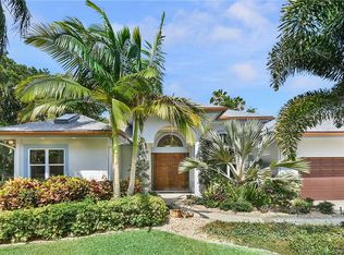 158 S River Rd, Sewalls Pt, FL 34996