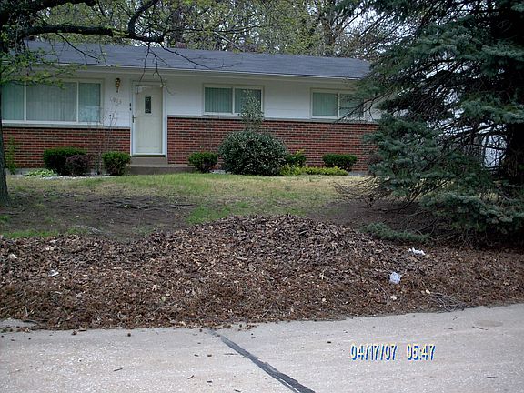2nd image of 1015 Briarbrae Dr