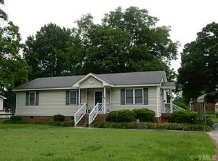 211 E Heath Ave, Smithfield, NC 27577