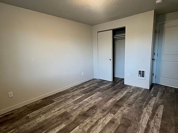 2nd image of 1255 E Van Buren Ave #4
