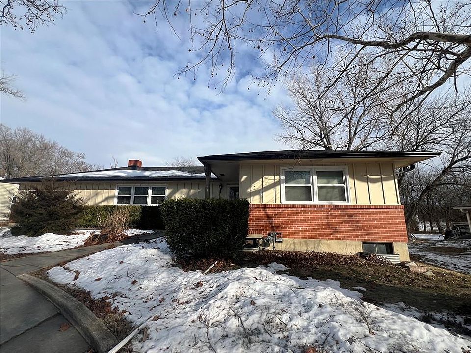 1st image of 1001 S Highland Dr