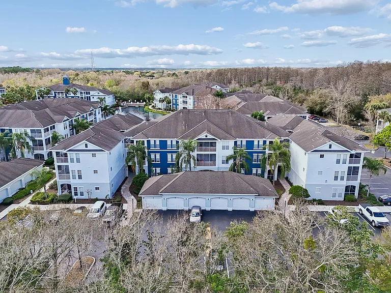Seasons at Westchase — Photo 49